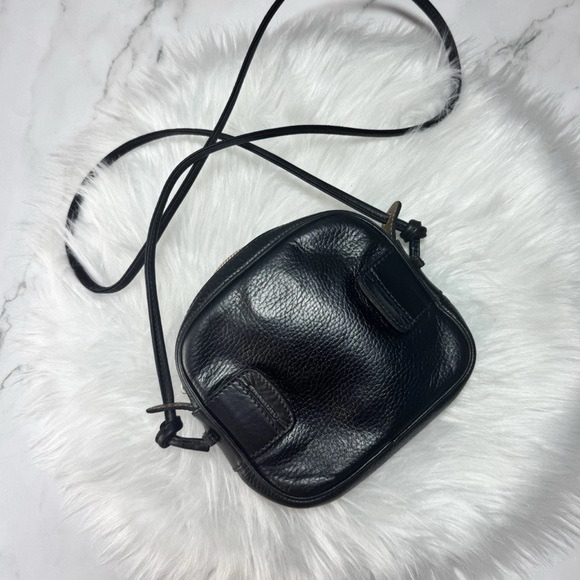 Loewe Black Leather Crossbody Bag with Textured Finish - Picture 3 of 15